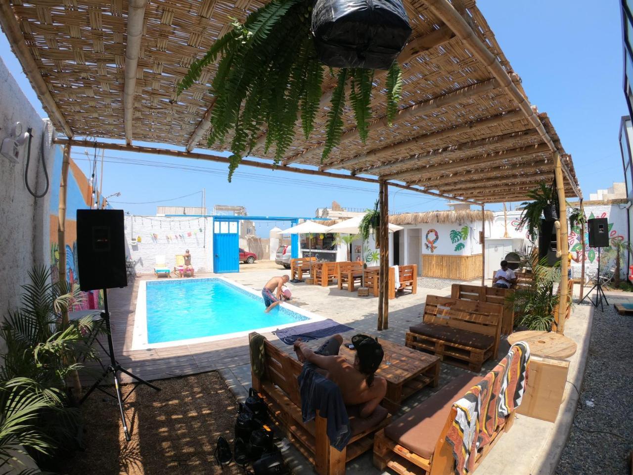 Surfari Punta Rocas Hostel Punta Negra Exterior foto